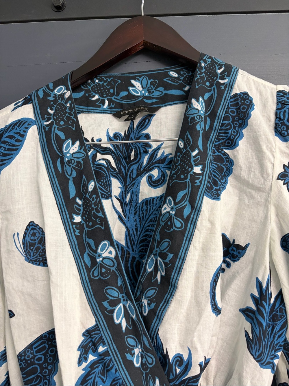 Banana Republic Cream Wrap Blouse with Blue Floral & Butterfly Print - Picture 5 of 9